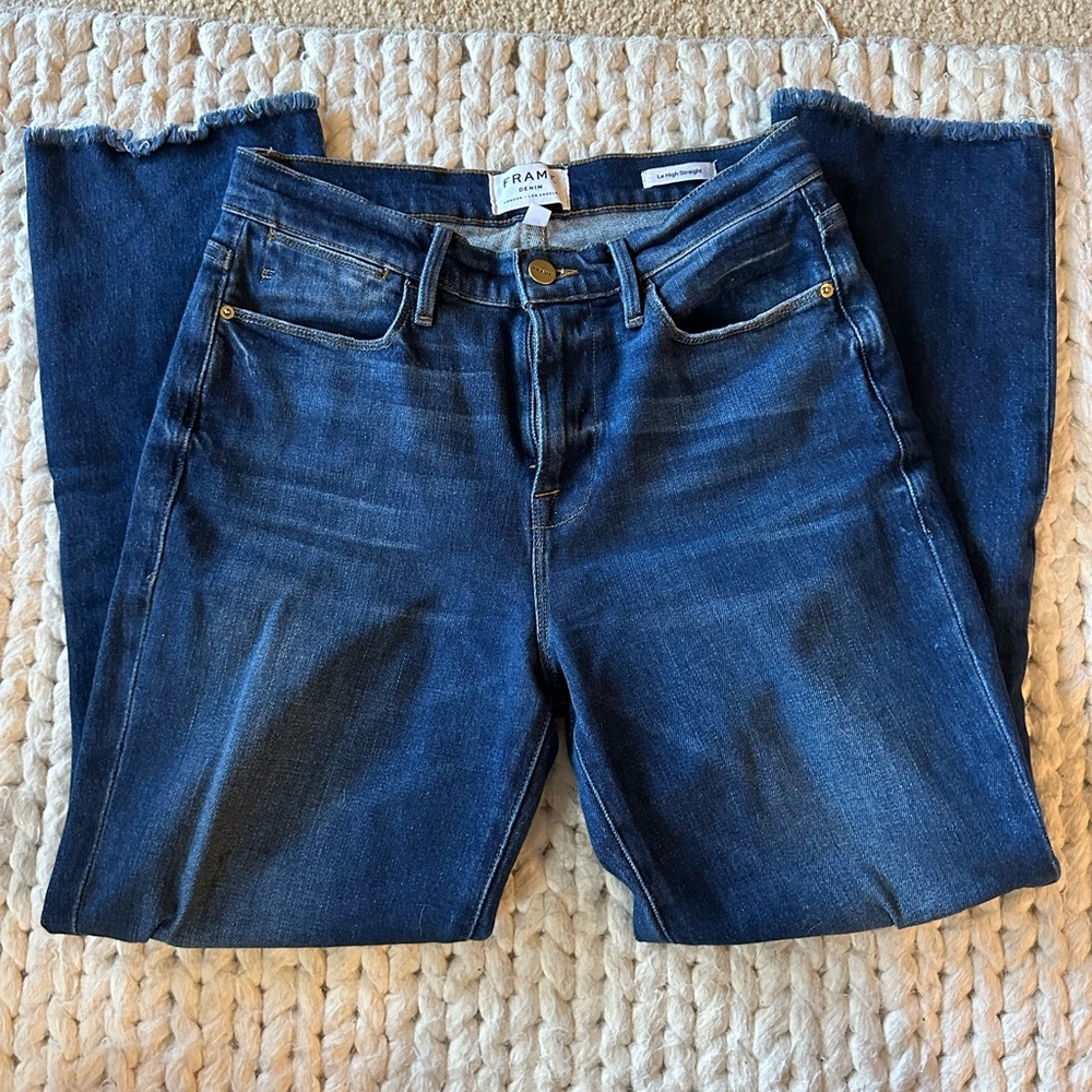 Frame denim le high straight jean size 28